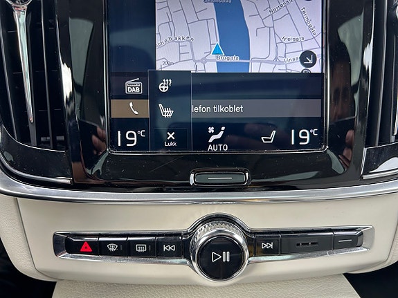 Volvo V90 27 of 30