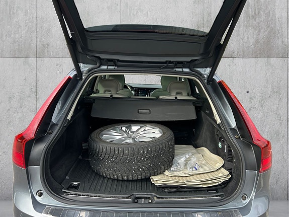 Volvo V90 14 of 30