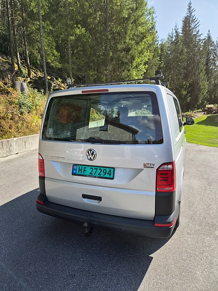Volkswagen Transporter 4 of 16