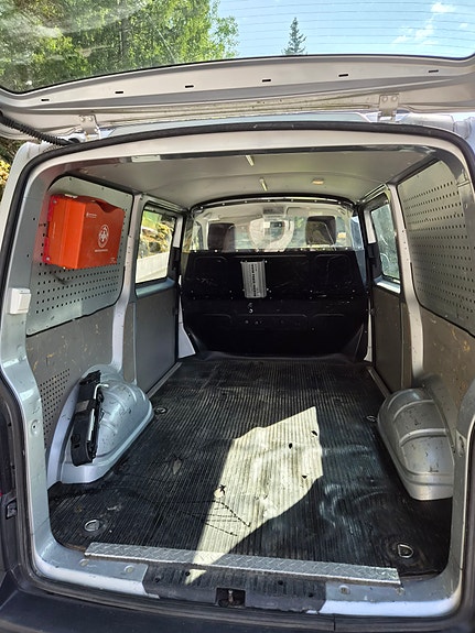 Volkswagen Transporter 8 of 16