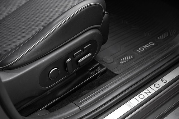 Hyundai Ioniq 5 28 of 30