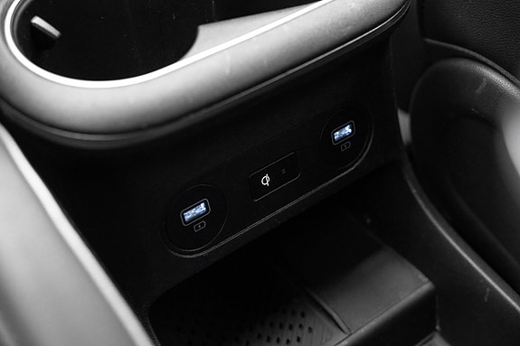 Hyundai Ioniq 5 12 of 30