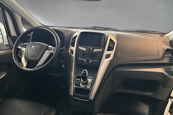 BYD eTP3 13 of 30