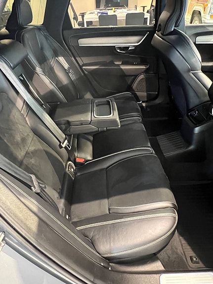 Volvo V90 23 of 30