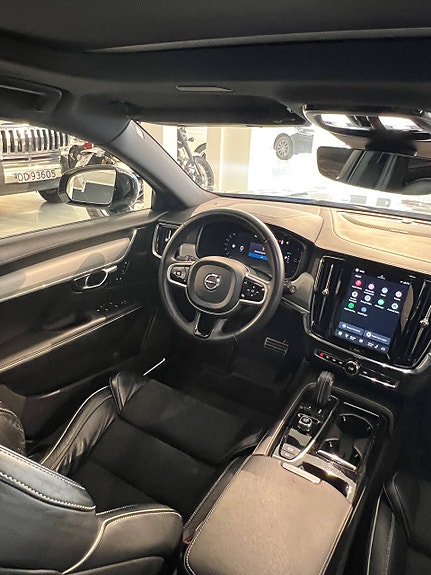 Volvo V90 18 of 30
