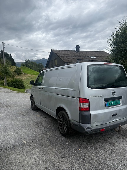Volkswagen Transporter 4 of 9