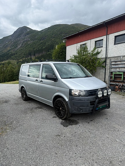 Volkswagen Transporter 3 of 9