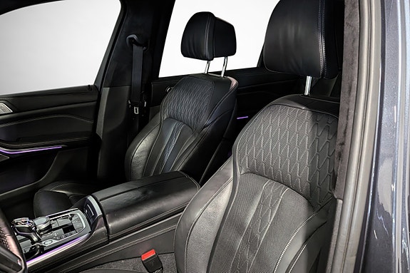 BMW X7 18 of 30