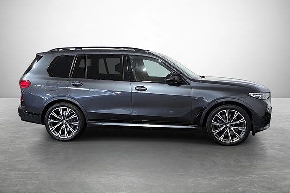 BMW X7 5 of 30