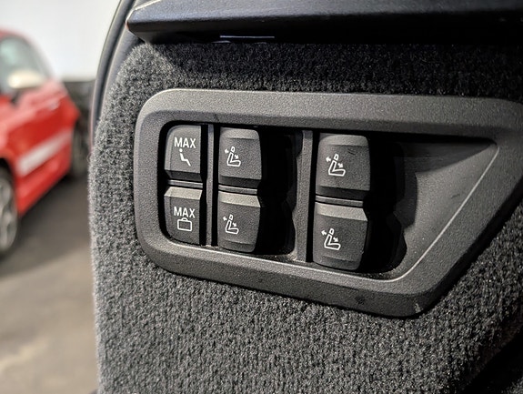 BMW X7 29 of 30