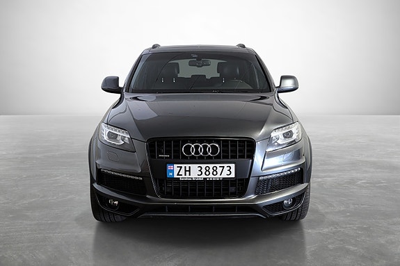 Audi Q7 3 of 24