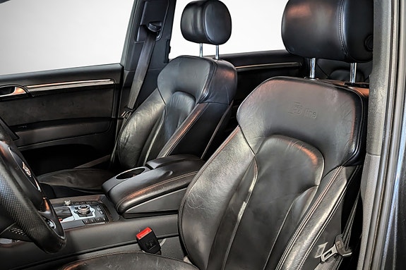 Audi Q7 10 of 24