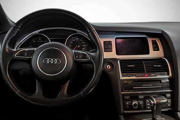 Audi Q7 14 of 24