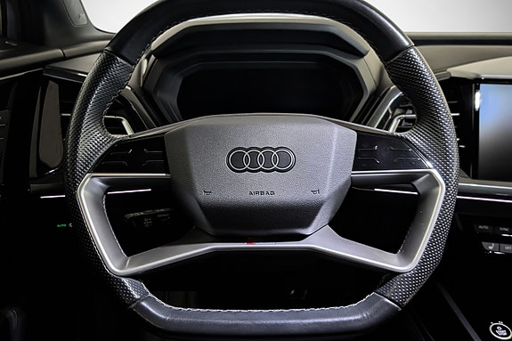Audi e-tron 14 of 27