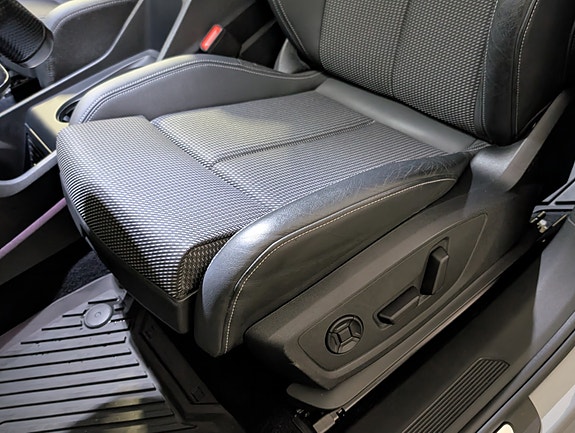 Audi e-tron 11 of 27