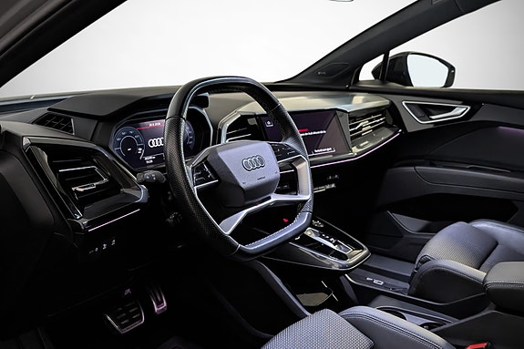 Audi e-tron 12 of 27