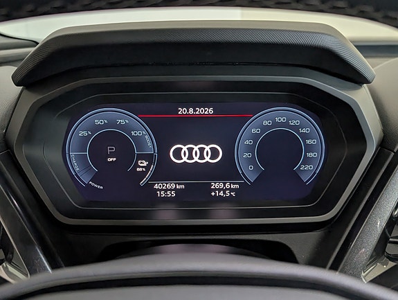 Audi e-tron 15 of 27