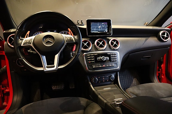 Mercedes-Benz A180 14 of 30