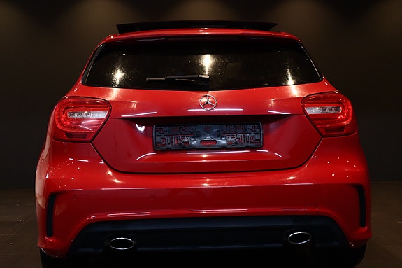 Mercedes-Benz A180 9 of 30