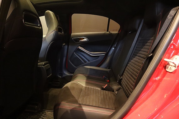 Mercedes-Benz A180 29 of 30