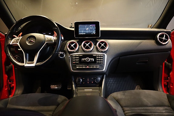 Mercedes-Benz A180 13 of 30