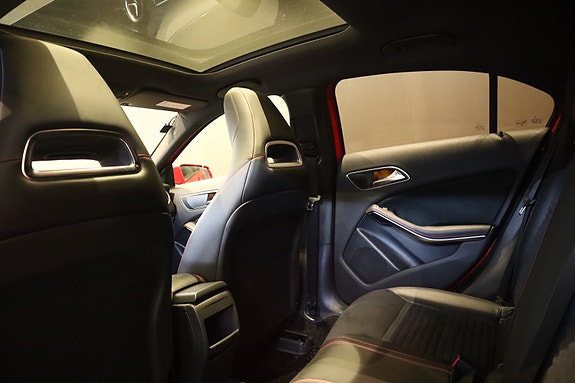 Mercedes-Benz A180 30 of 30