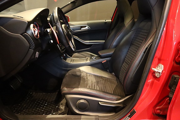 Mercedes-Benz A180 28 of 30