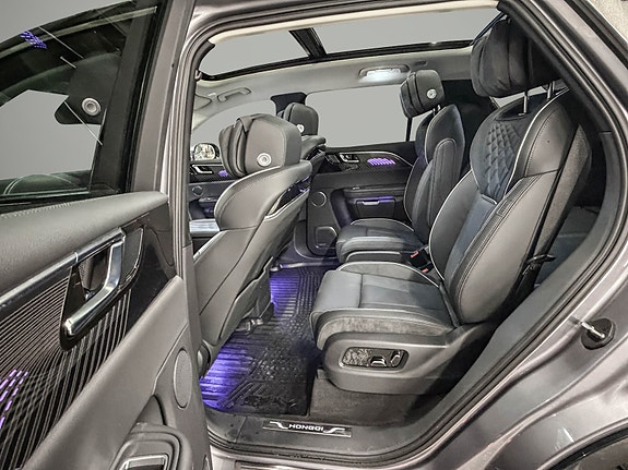 Hongqi E-HS9 21 of 30
