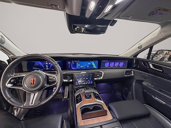 Hongqi E-HS9 14 of 30