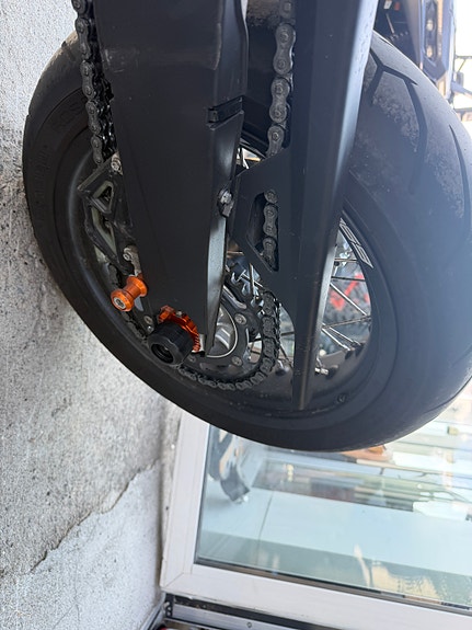 KTM 690 SMC R 5 of 14