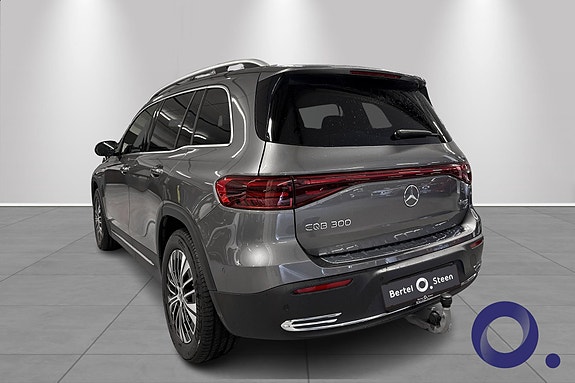 Mercedes-Benz EQB300 8 of 18