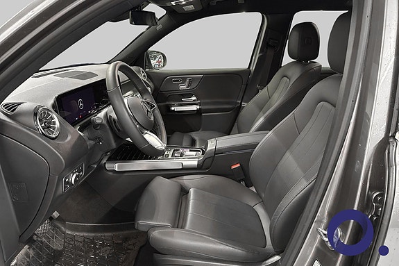 Mercedes-Benz EQB300 10 of 18