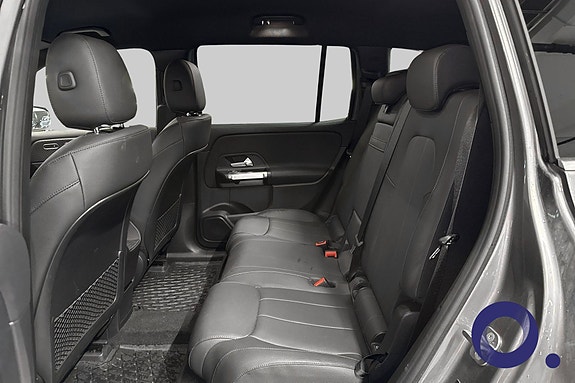 Mercedes-Benz EQB300 14 of 18