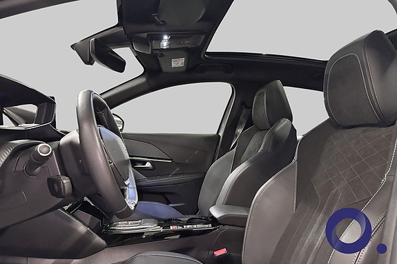 Peugeot e-208 10 of 18