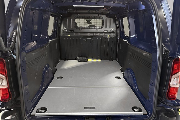 Peugeot Partner 9 of 16