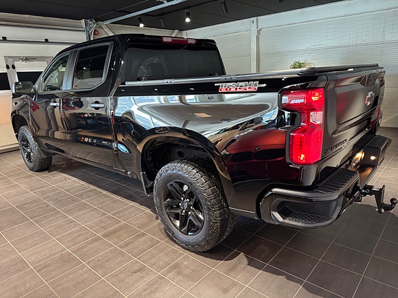 Chevrolet Silverado 1500 11 of 30