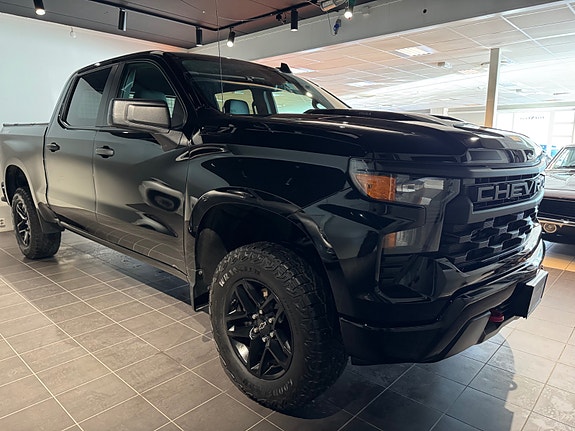 Chevrolet Silverado 1500 17 of 30