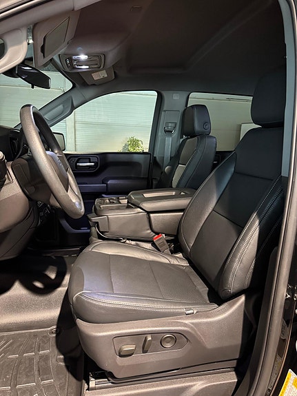 Chevrolet Silverado 1500 26 of 30