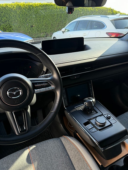 Mazda MX-30 6 of 12