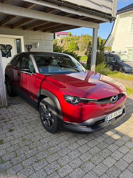Mazda MX-30 2 of 12