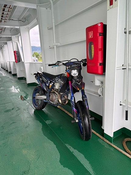 Husqvarna FE 450 13 of 17