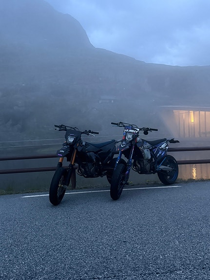 Husqvarna FE 450 15 of 17