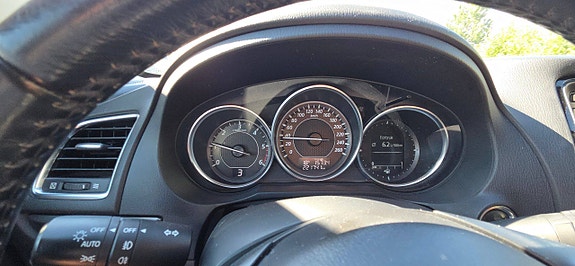 Mazda 6 13 of 19
