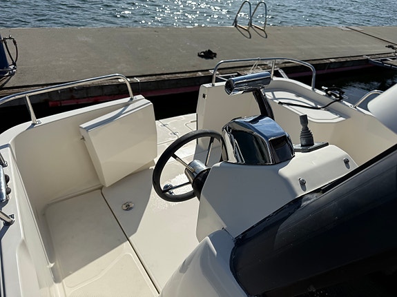 Askeladden Commuter 8 – 2012 – Kun 450 timer – Helårsbåt – Innbytte 25 of 30