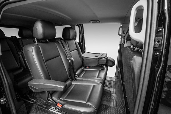 Mercedes-Benz Vito 119 18 of 30