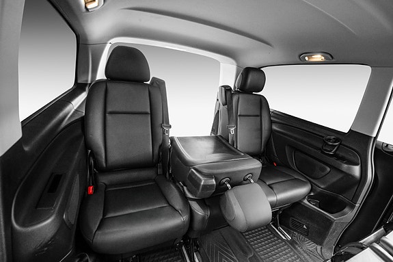 Mercedes-Benz Vito 119 27 of 30