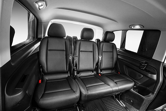Mercedes-Benz Vito 119 26 of 30