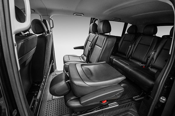 Mercedes-Benz Vito 119 14 of 30
