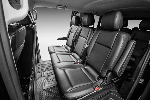 Mercedes-Benz Vito 119 12 of 30