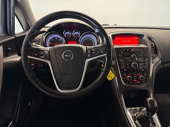 Opel Astra 16 of 30